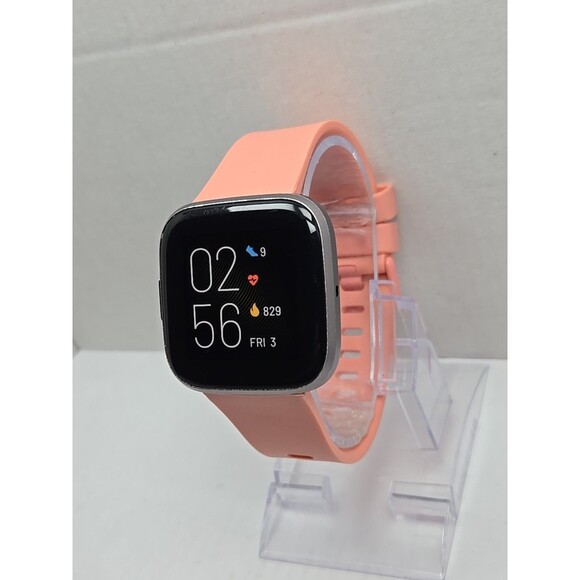 Fitbit Versa 2 Smartwatch Gray 40mm Alexa WR50M Always On Display W/ Charger - Picture 2 of 11